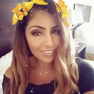 Meet your Posher, Sandra